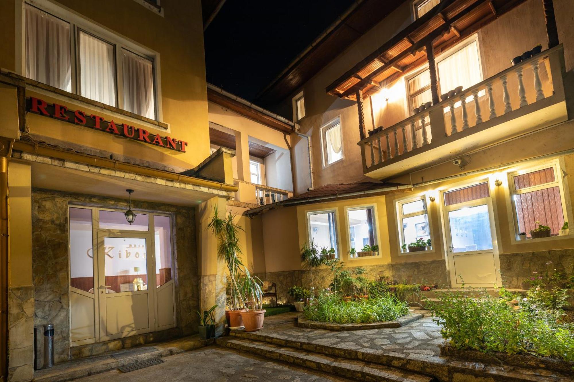 Hotel Kibor Gulubovo  Exterior foto